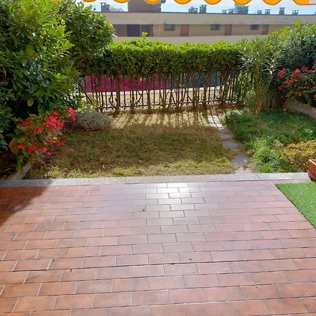 By The By Interhome *