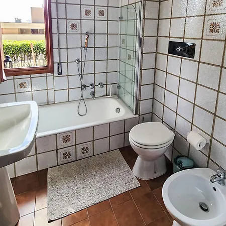 By The By Interhome *