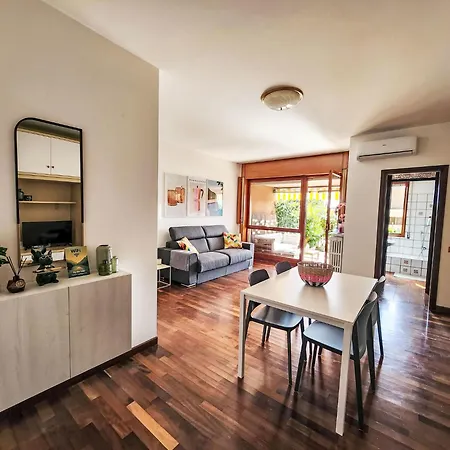 By The By Interhome *